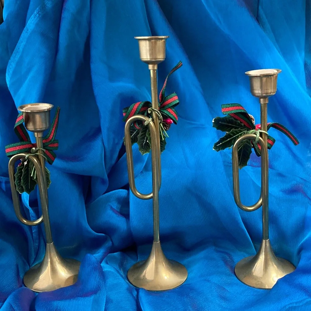 Vtg Brass Bugle Candle Holder Set w/ Pine and Holly